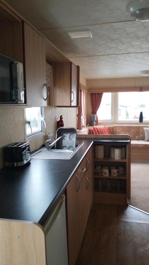 Seascape - Blue Dolphin Holiday Park Gristhorpe 외부 사진