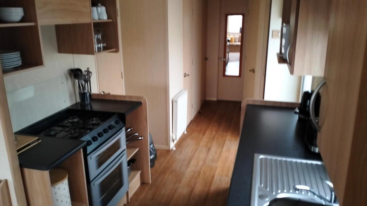 Seascape - Blue Dolphin Holiday Park Gristhorpe 외부 사진