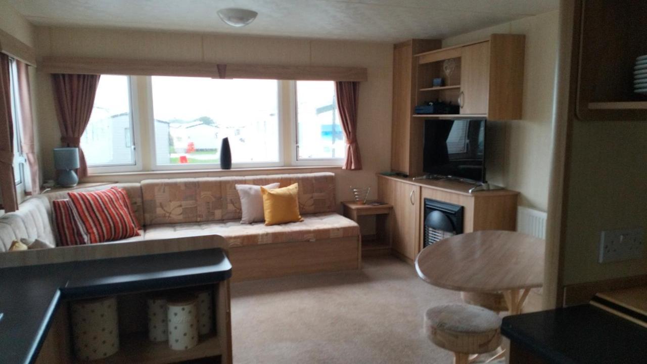 Seascape - Blue Dolphin Holiday Park Gristhorpe 외부 사진